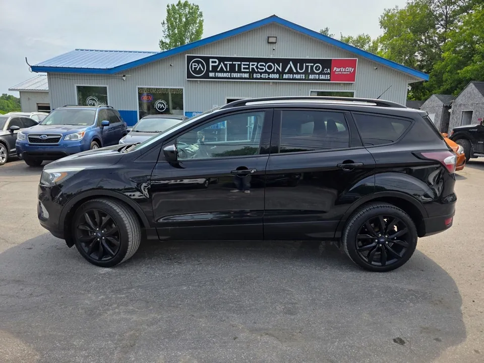 Ford Escape 2018 photo 2
