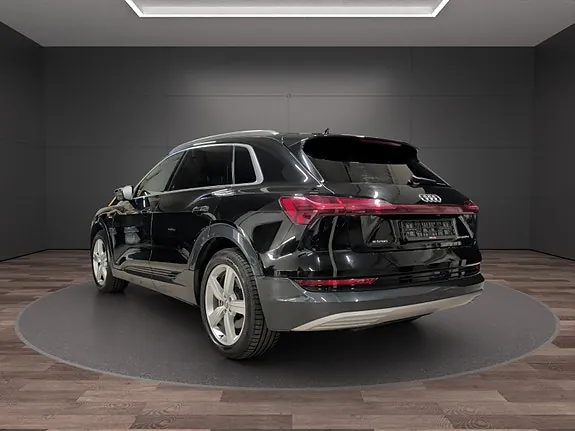 Audi E-Tron 2020 photo 3