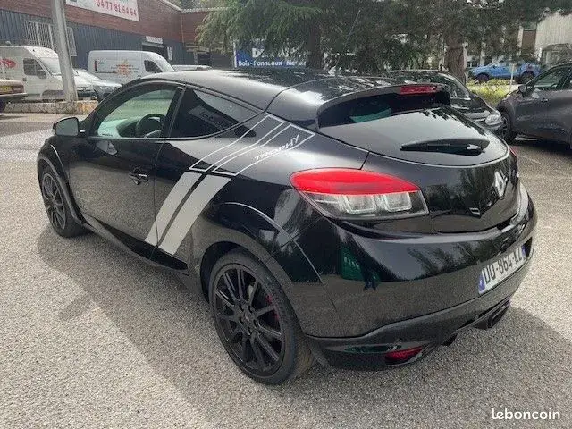 Renault Megane 2015 photo 2