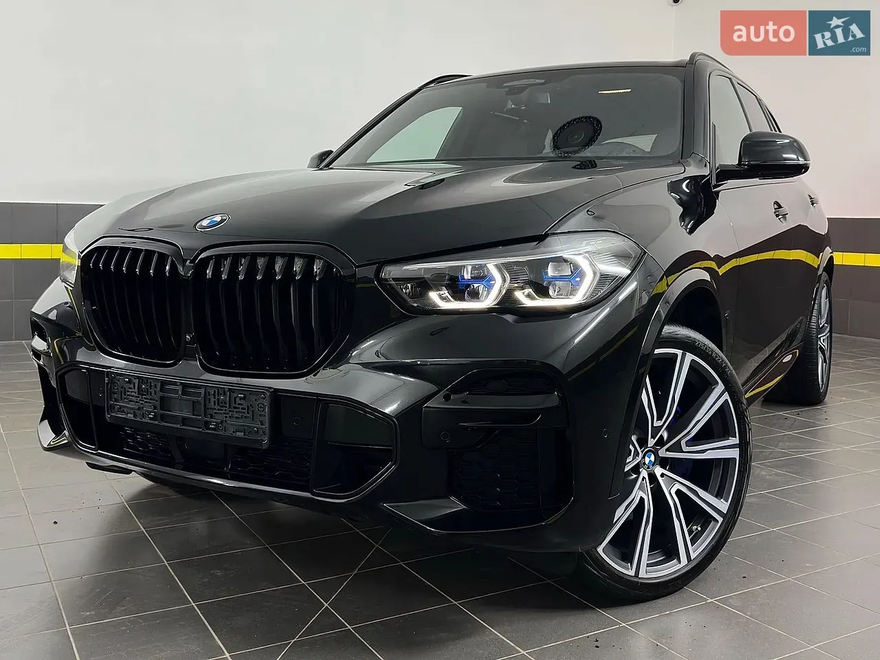 BMW X5 2023 photo 2