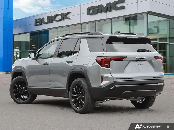GMC Terrain 2027 photo 4