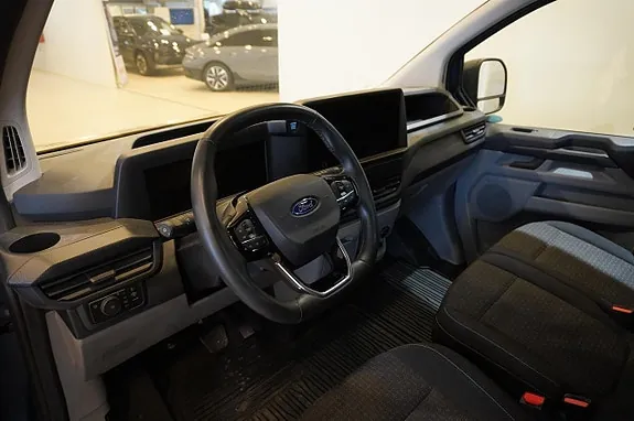 Ford Transit Custom 2025 photo 2