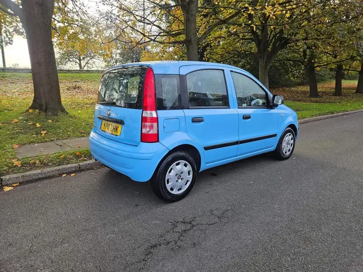 Fiat Panda 2011 photo 3