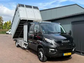 Iveco Daily 2018 photo 2