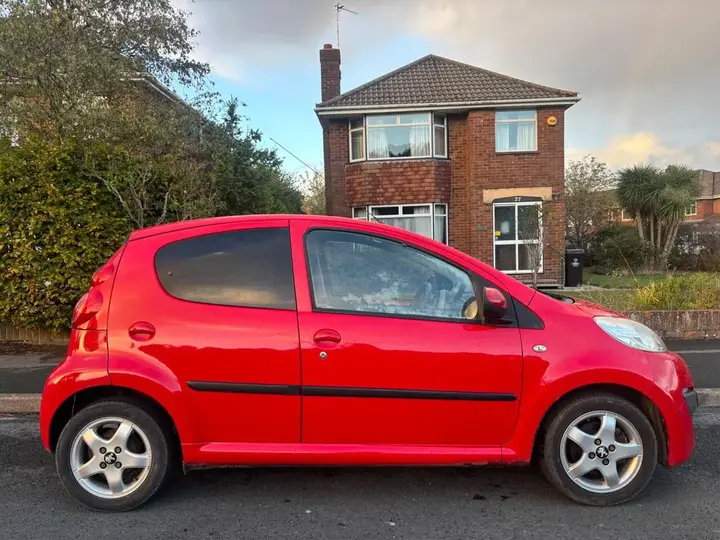 Peugeot 107