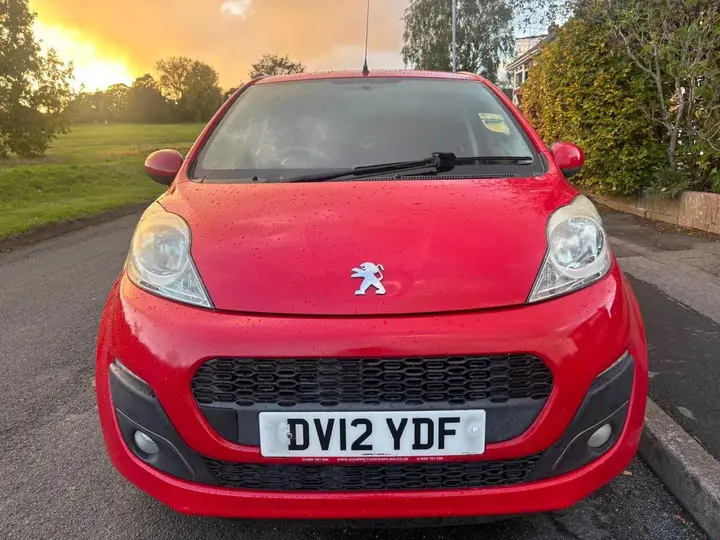 Peugeot 107 2012 photo 5
