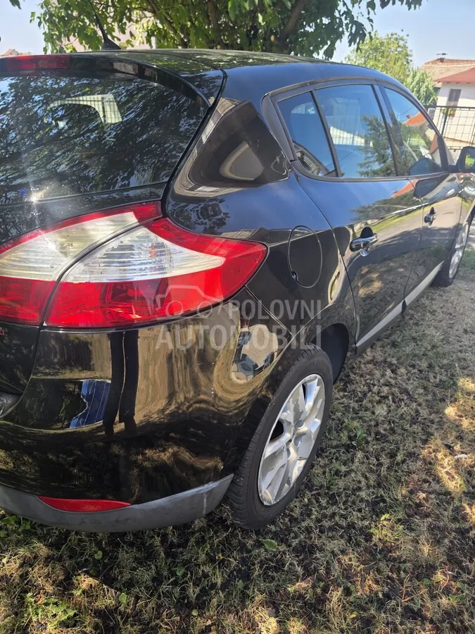 Renault Megane 2011 photo 5