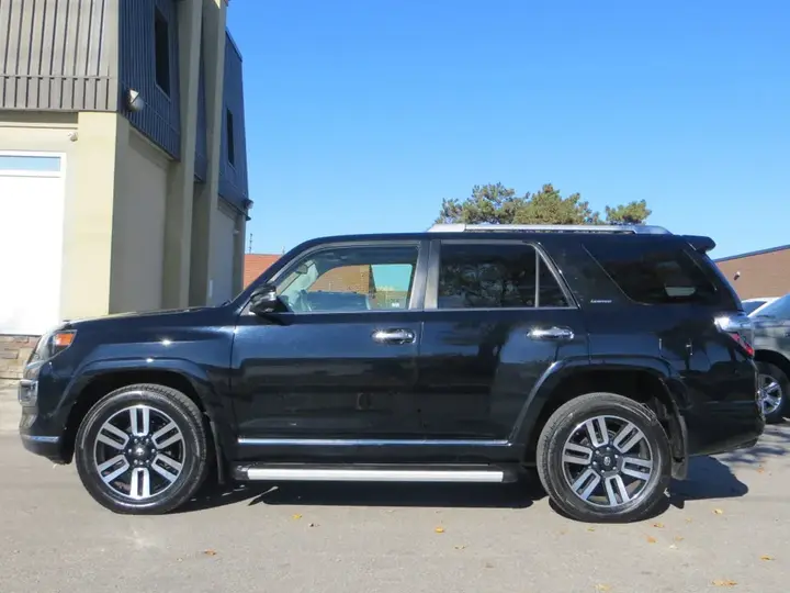 Toyota 4Runner 2018 photo 5