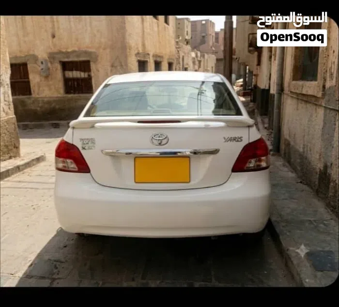 Toyota Yaris 2009 photo 2