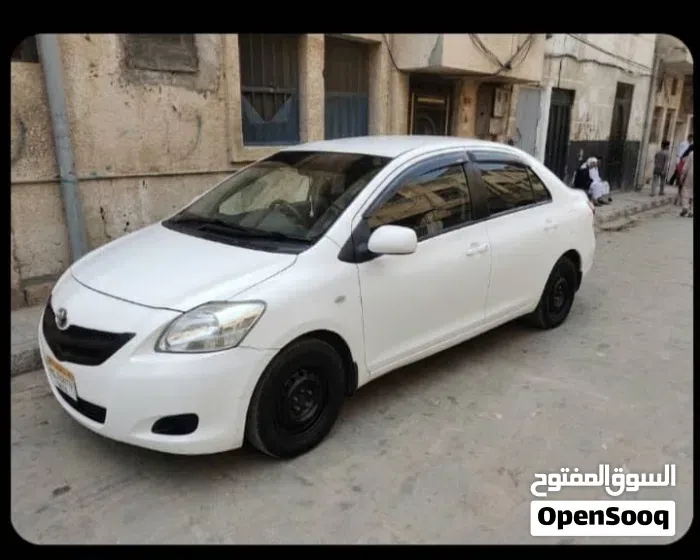 Toyota Yaris 2009 photo 4