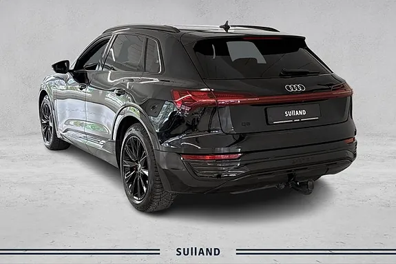 Audi Q8 E-Tron 2024 photo 3