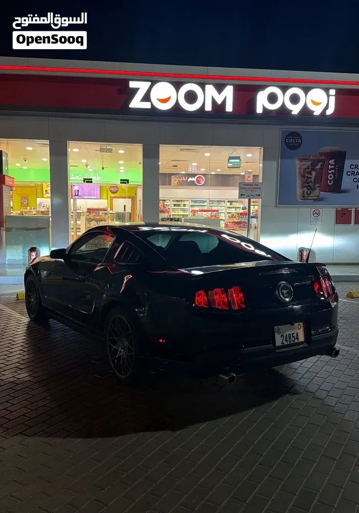Ford Mustang 2011 photo 3