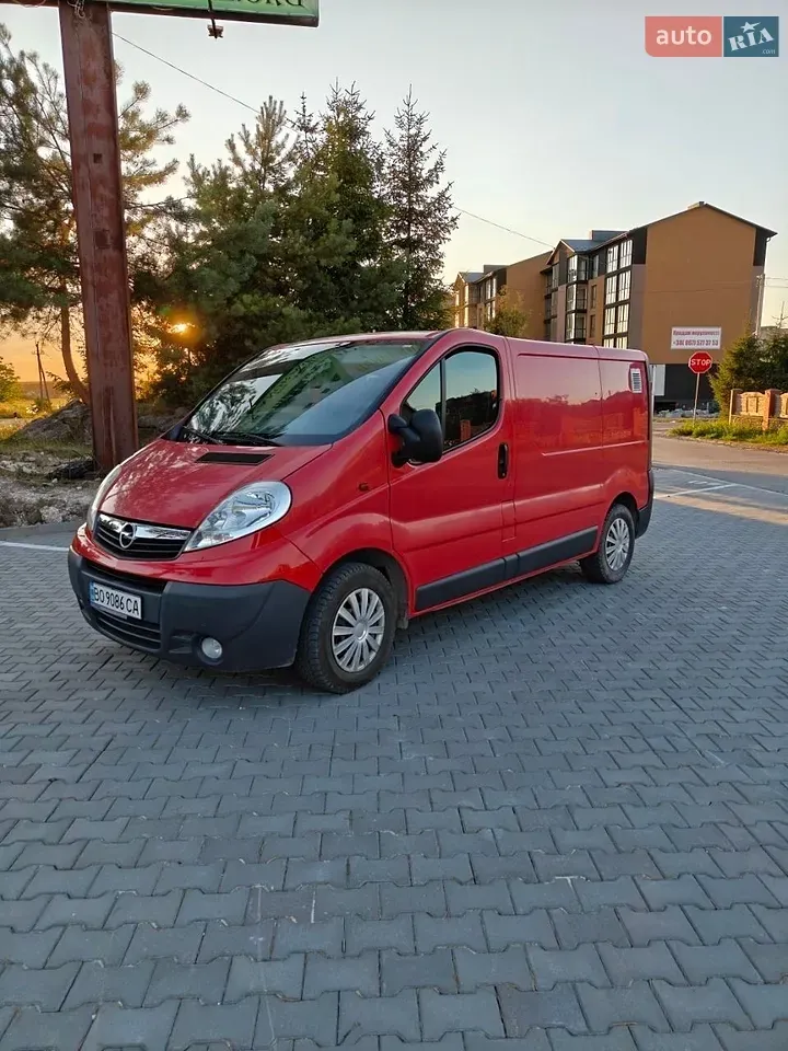 Opel Vivaro 2014 photo 3