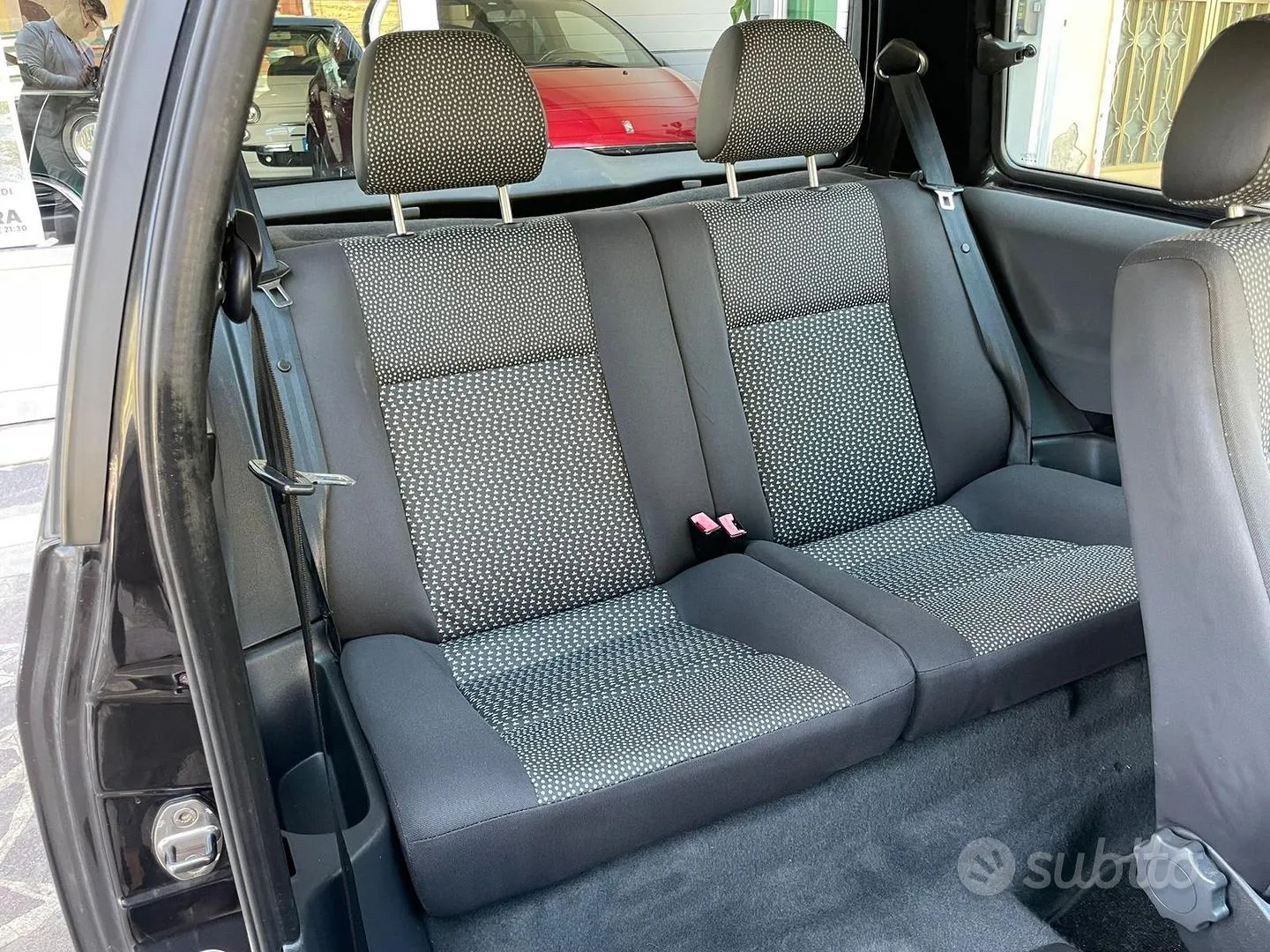 Seat Arosa 2004 photo 3