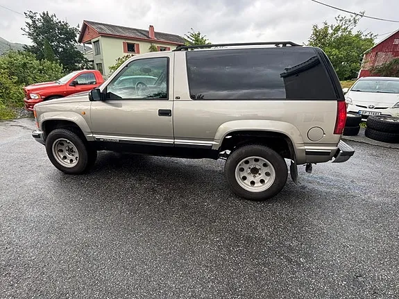 Chevrolet Tahoe 2000 photo 4