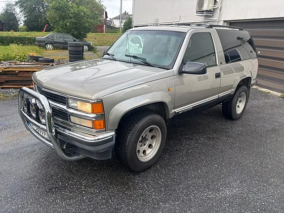 Chevrolet Tahoe 2000 photo 2