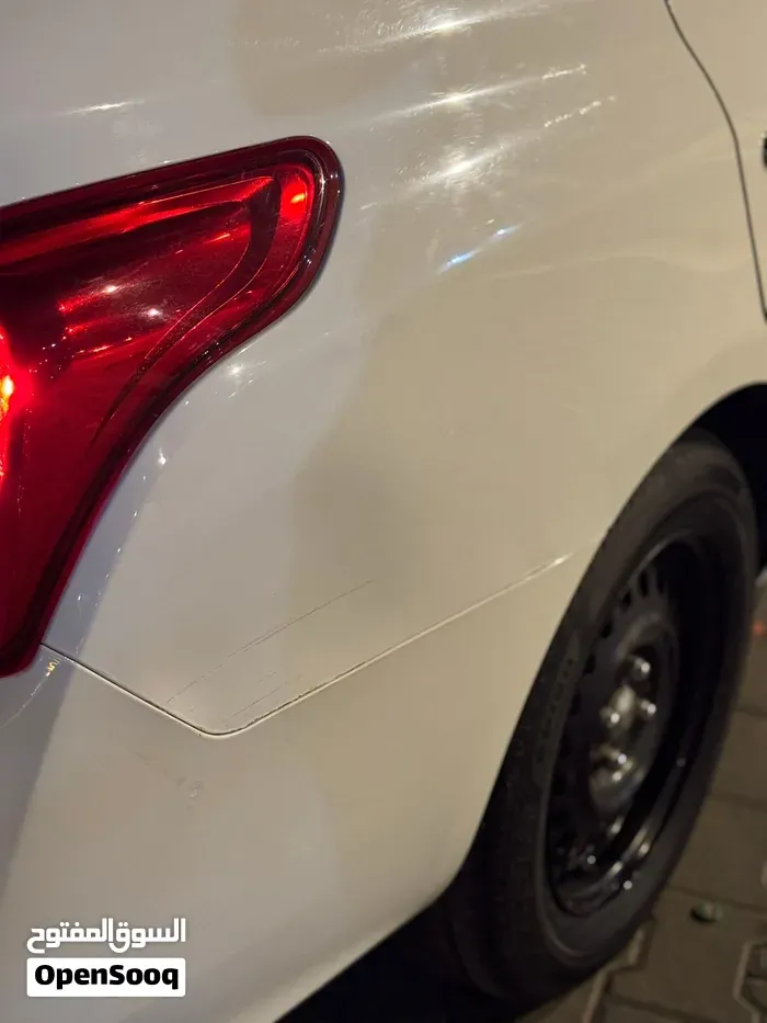 Nissan Sunny 2024 photo 4