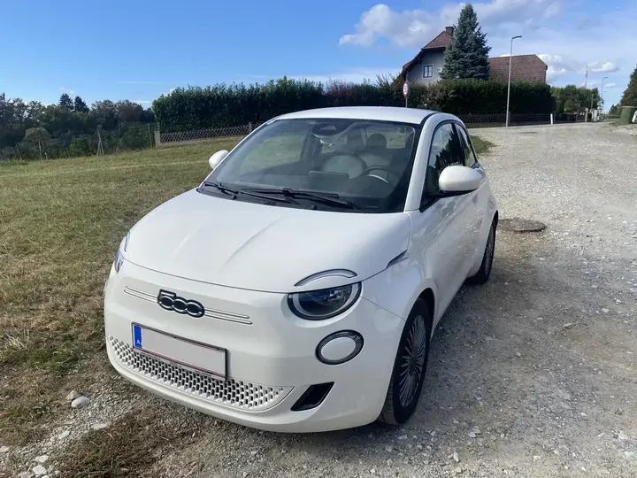 Fiat 500E