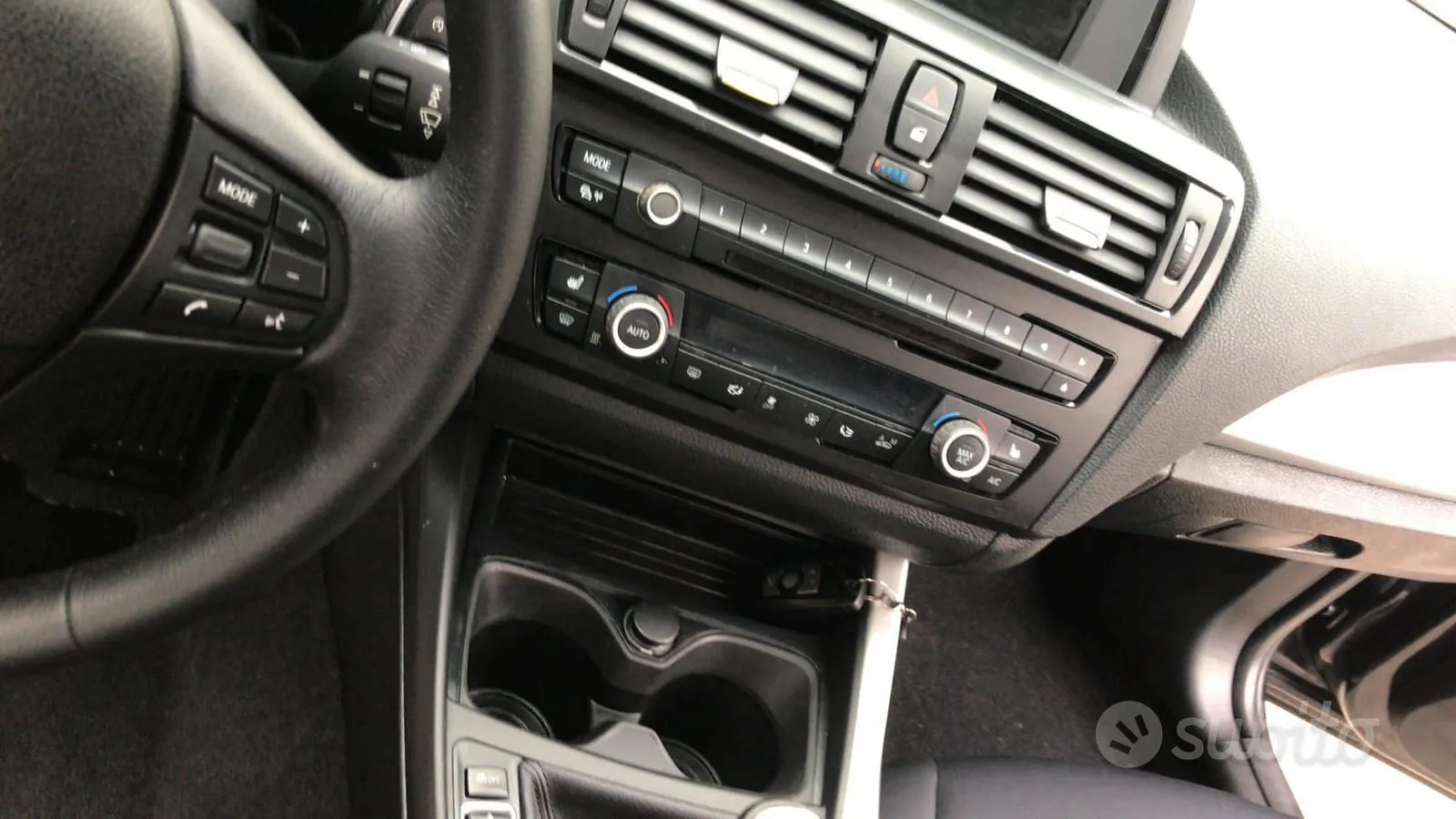 BMW 1 Series 2012 photo 2