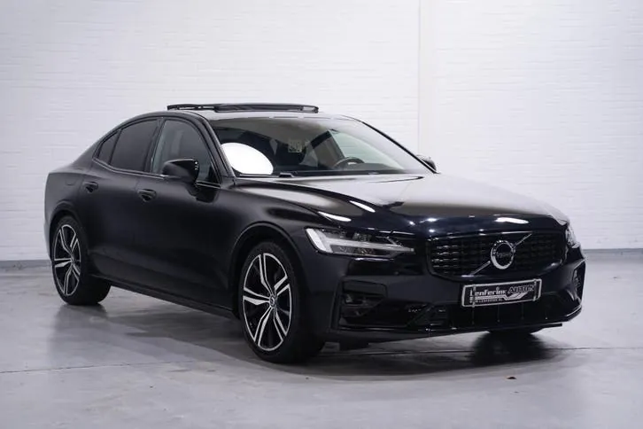Volvo S60 2021 photo 2