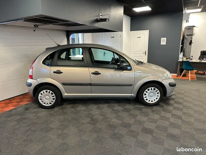 Citroen C3 2006 photo 2