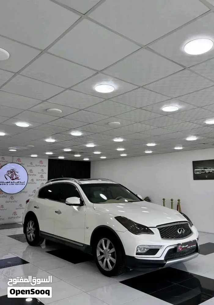 Infiniti Fx50 2016 photo 4