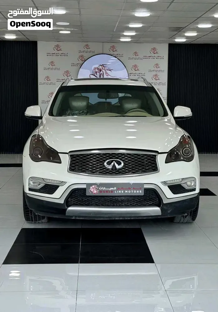 Infiniti Fx50 2016 photo 2