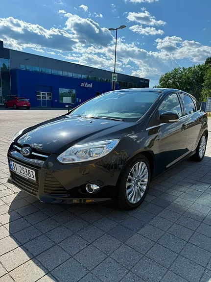 Ford Focus 2012 photo 3