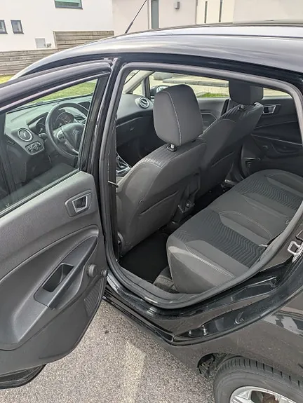 Ford Fiesta 2014 photo 4