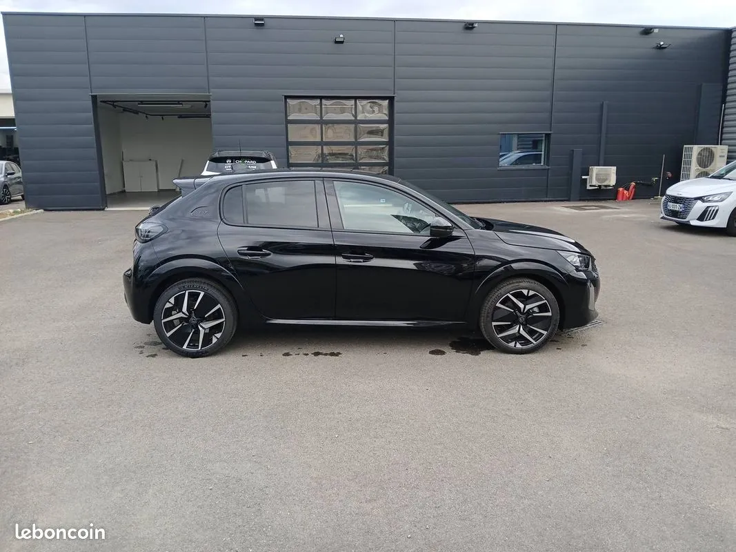 Peugeot 208 2026 photo 4