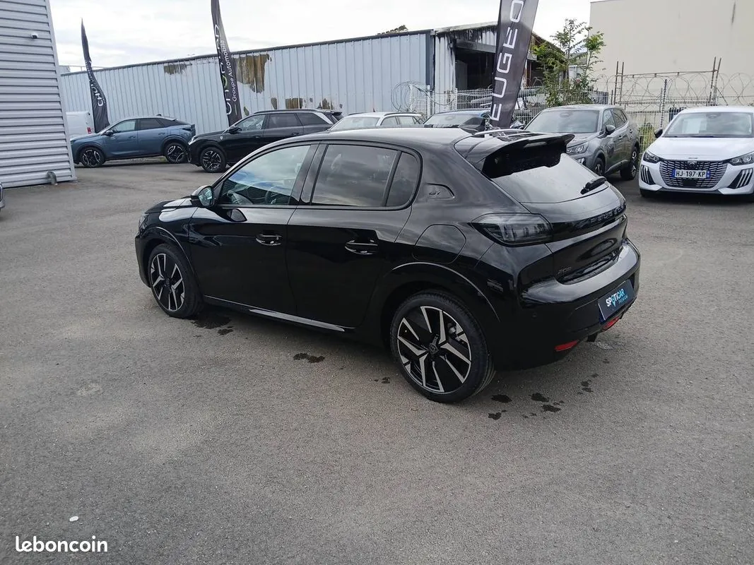 Peugeot 208 2026 photo 3