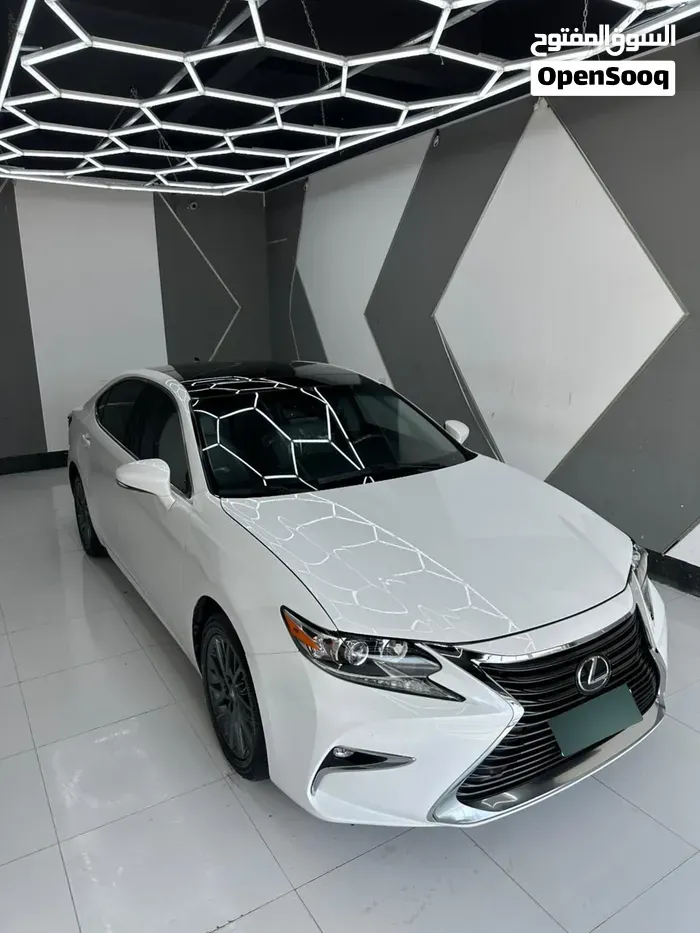 Lexus Es 350 2018 photo 3