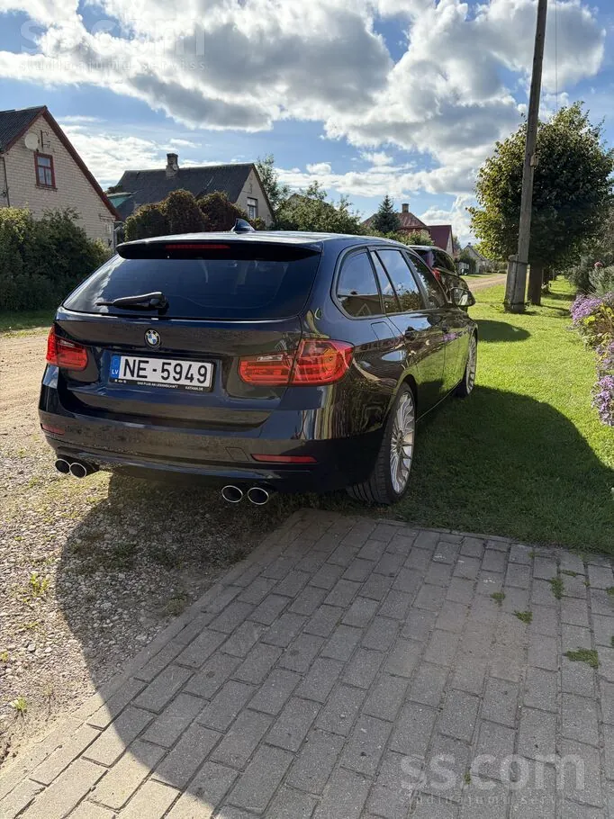 BMW 330 2014 photo 4