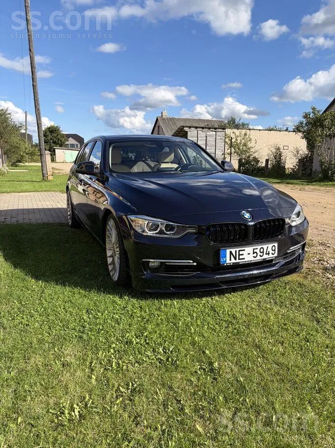 BMW 330 2014 photo 2