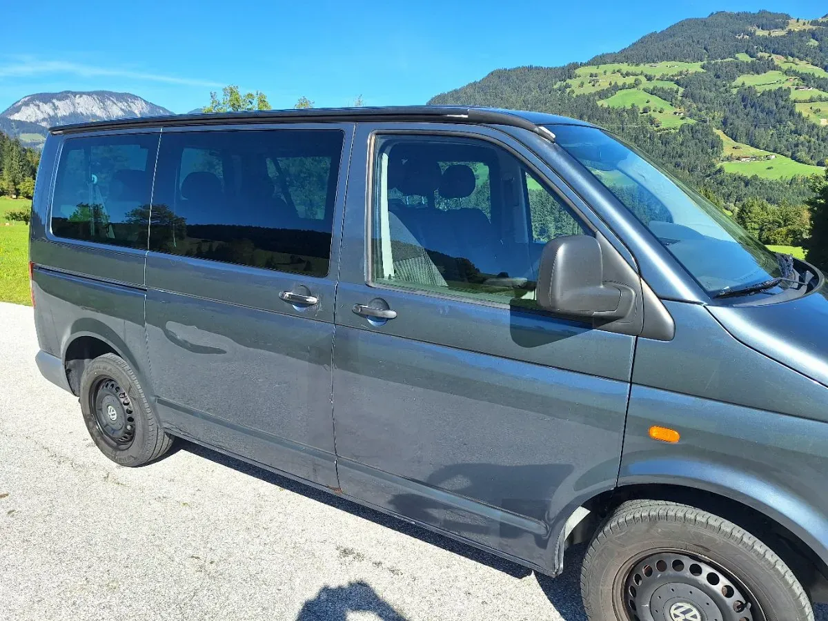 Volkswagen T5 2006 photo 3
