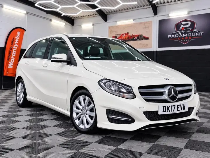 Mercedes-Benz B180
