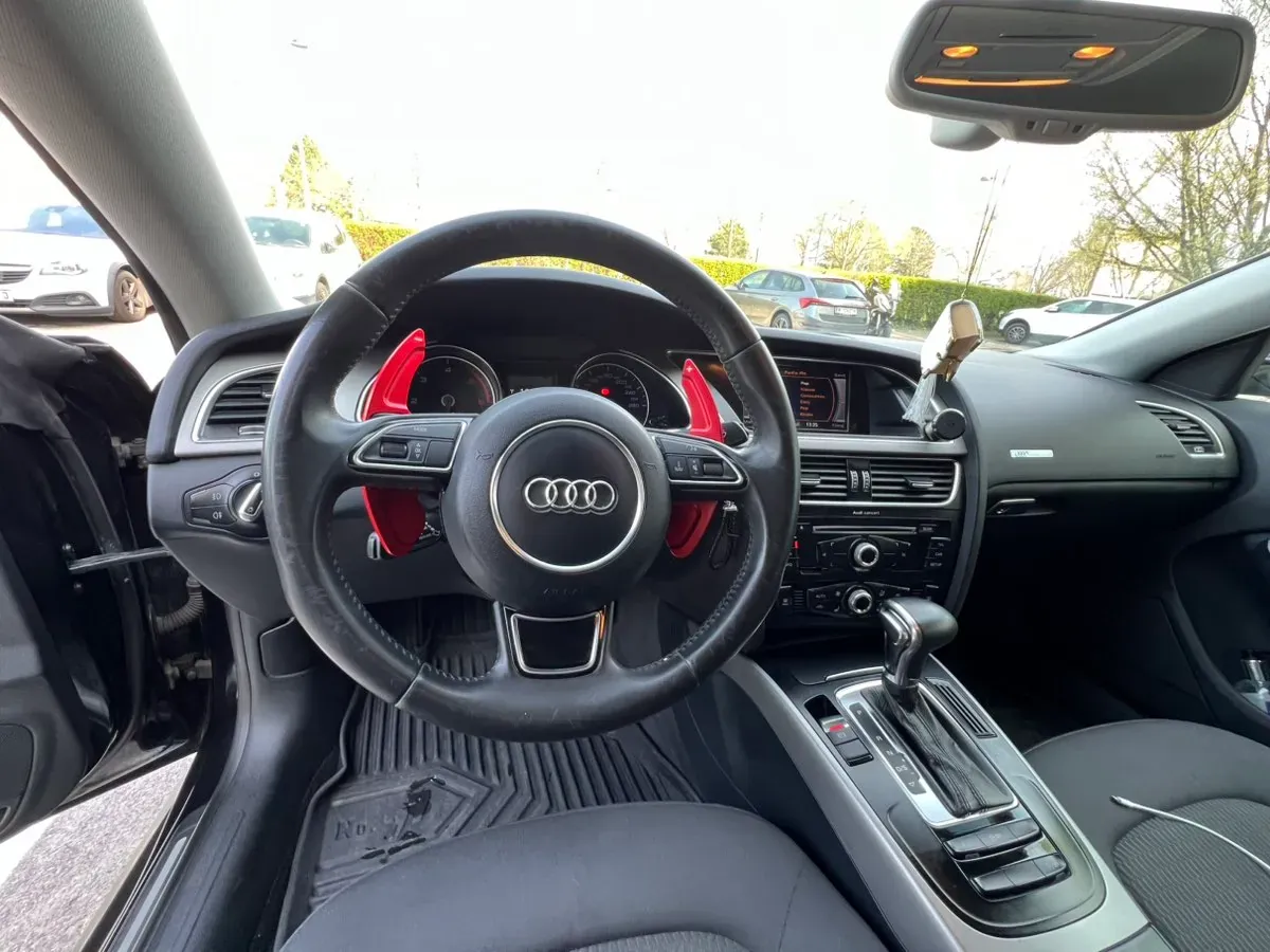 Audi A5 2013 photo 2