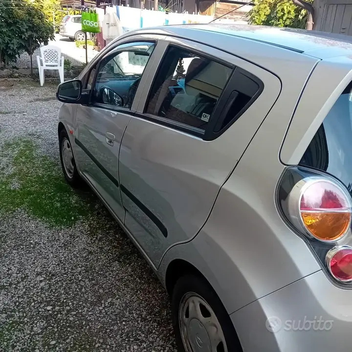 Chevrolet Spark 2011 photo 5
