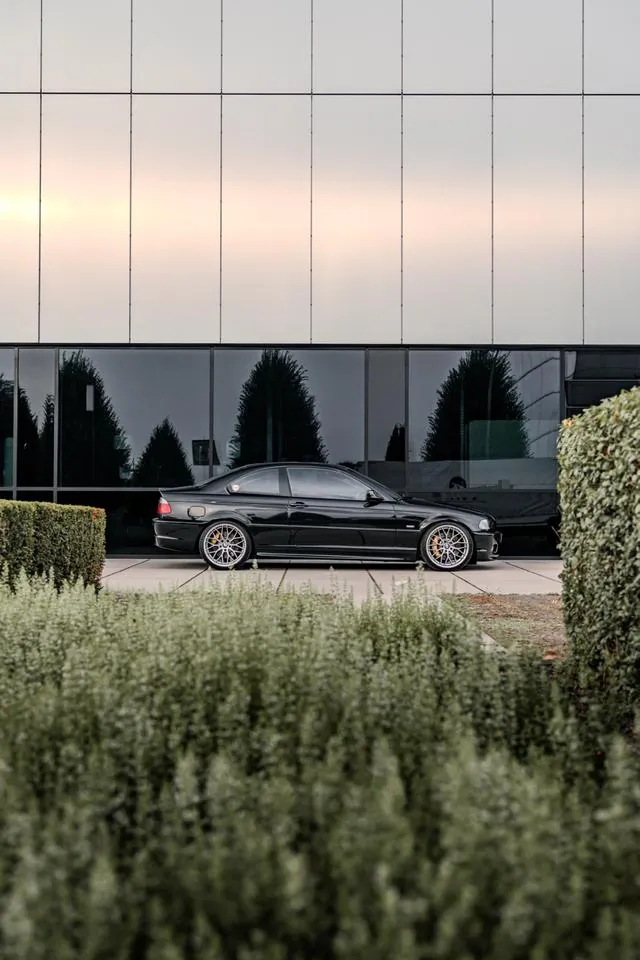 BMW 330I