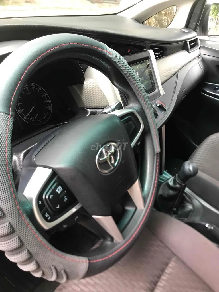 Toyota Innova 2022 photo 5