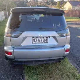 Mitsubishi Outlander 2010 photo 4