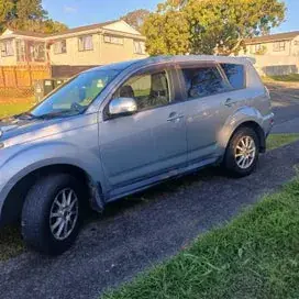 Mitsubishi Outlander 2010 photo 3