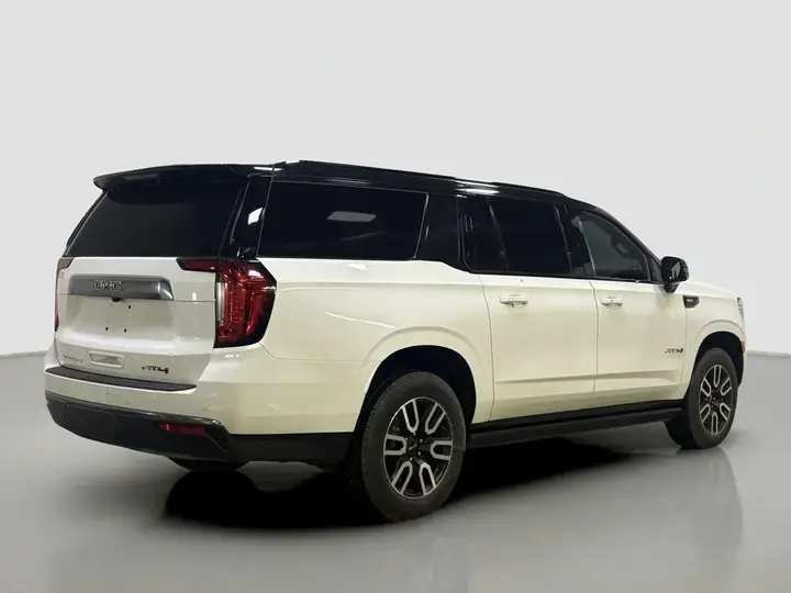 GMC Yukon Xl 2024 photo 3