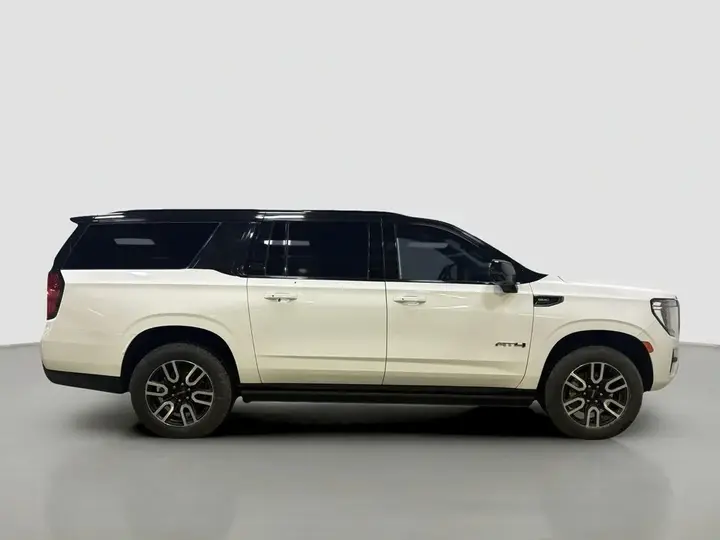 GMC Yukon Xl 2024 photo 2