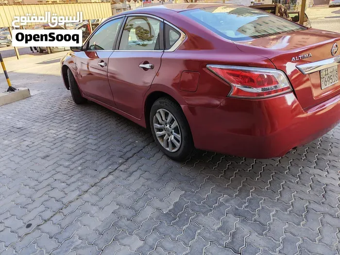 Nissan Altima 2014 photo 4