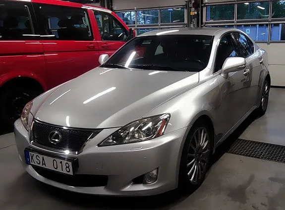 Lexus Is250