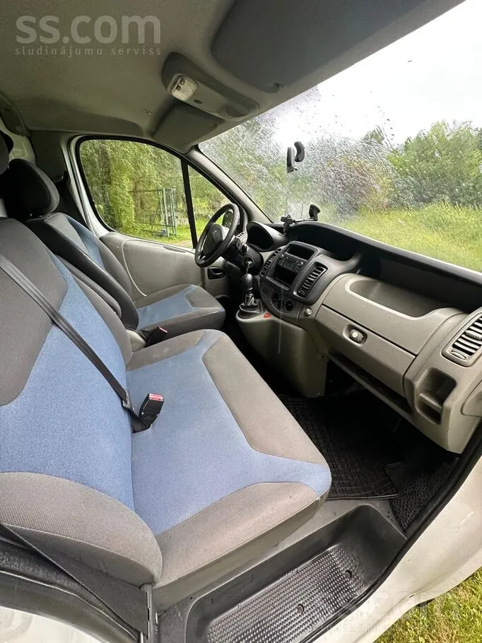 Renault Trafic 2013 photo 5