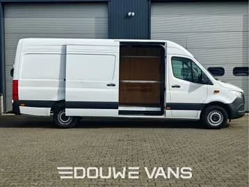 Mercedes-Benz Sprinter 2024 photo 3