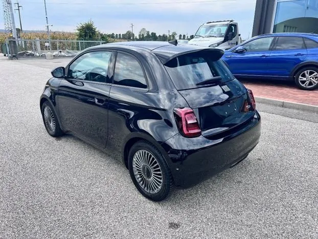 Fiat 500E Icon 2021 photo 4