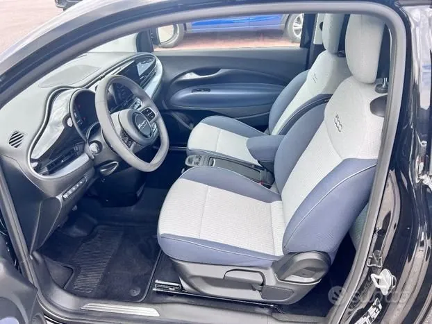 Fiat 500E Icon 2021 photo 5